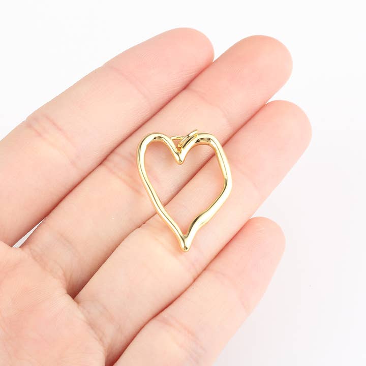 Beads Creation – Engroshandel Vedhæng/charm – Guldfyldt hult hjerte charmevedhæng, CP19434