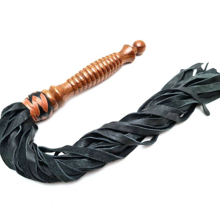 Fitch&Co - Wholesale Sex Toy - Flogger - Wood handle Flogger with Leather Tails (Copy)2