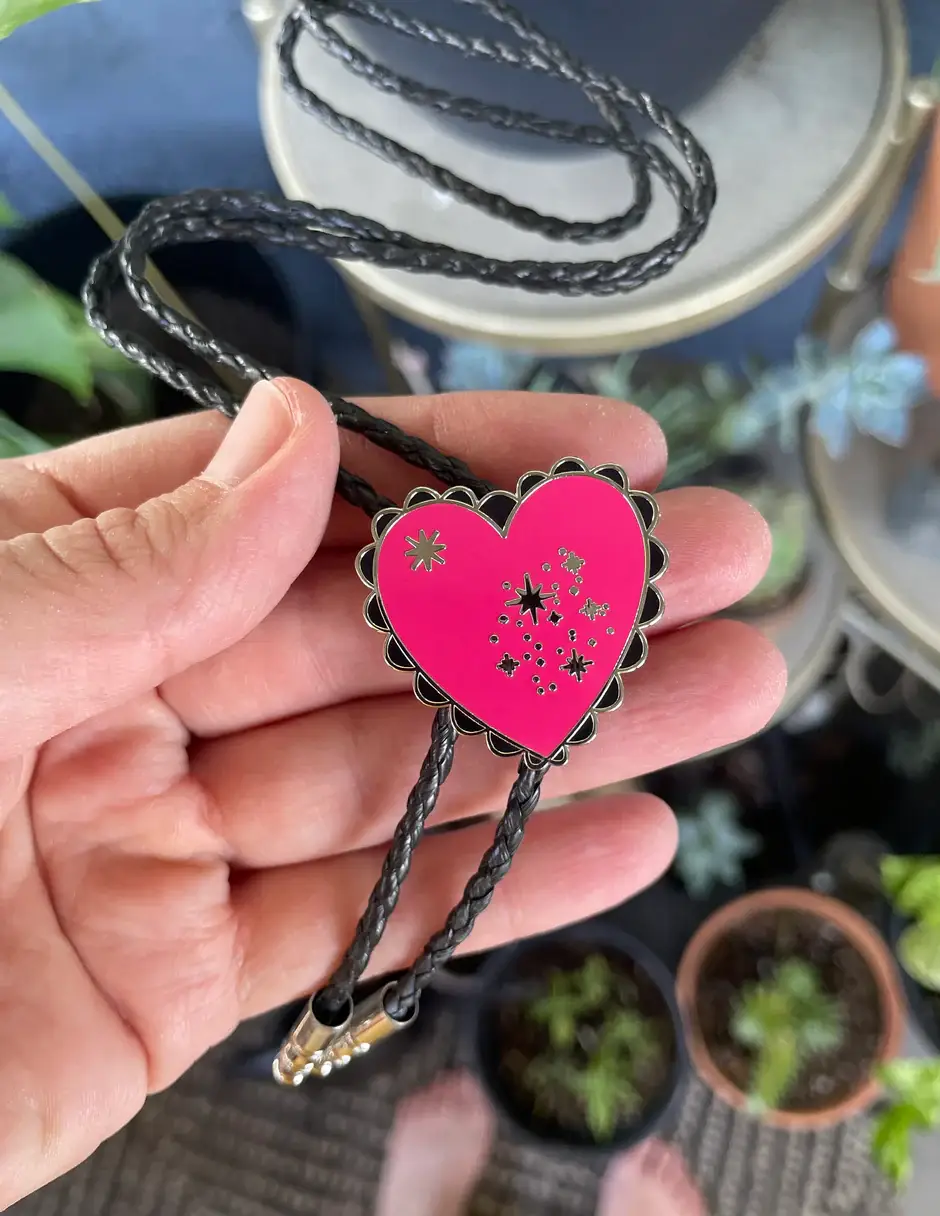 Drawings by Nicole - Wholesale Woven Necklace - Heart Shapes Bolo Tie in Red, Black or Green, unisex5