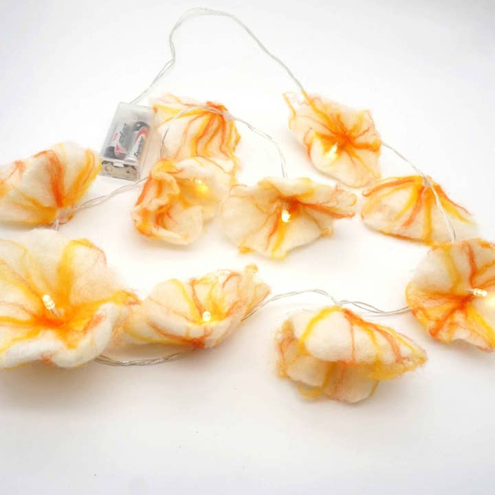 Die Kerzenwerkstatt - Wholesale Craft sewing kit - Craft kit: flower light chain made of felt - incl. lighting5