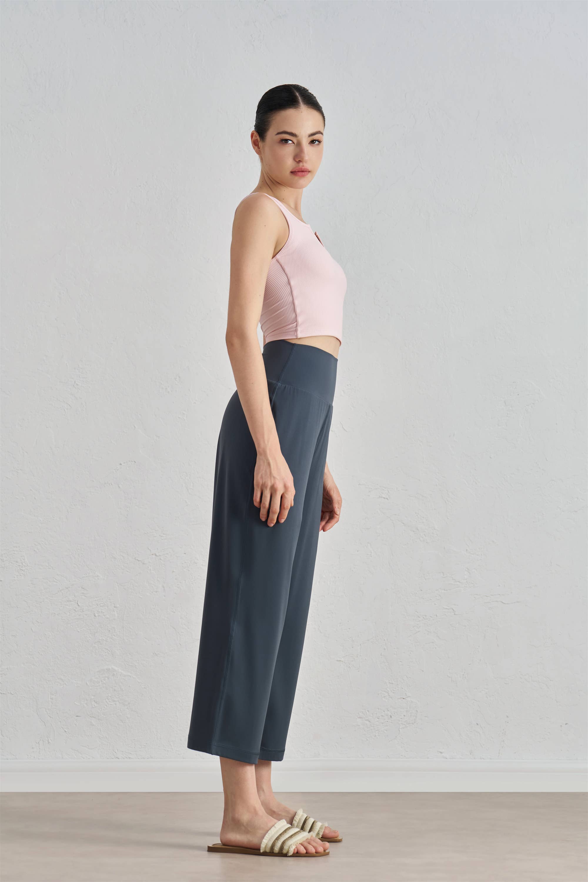 91thelabel - Vendita all'ingrosso Canotta - Donna - Canotta casual a costine sagomata Hera20