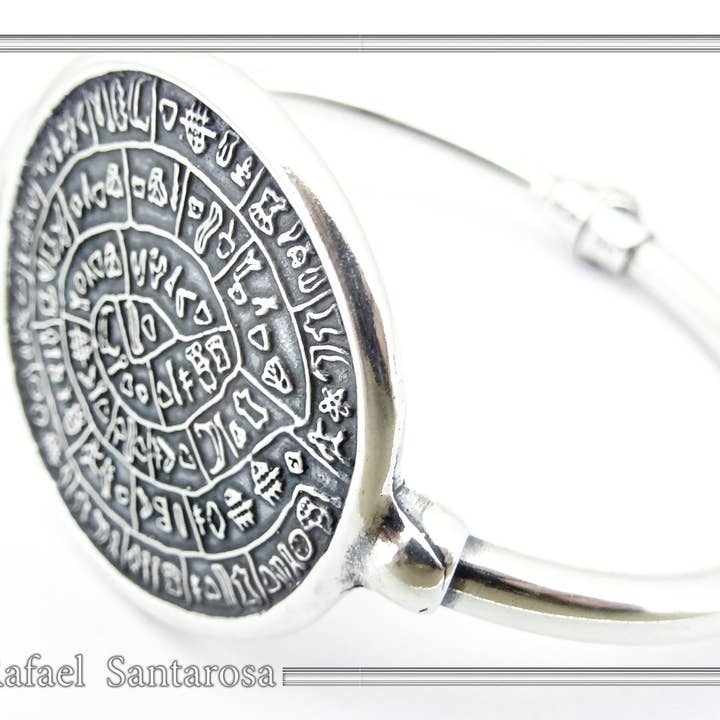 Bracciale a disco di Festo in argento sterling ossidato per la vendita all'ingrosso da parte di RAFAEL SANTAROSA