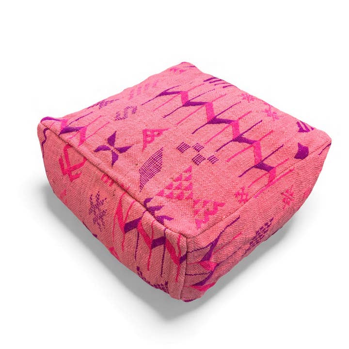 Coussin de sol - Ligne colorée - Édition rose II pour la vente par LEY!