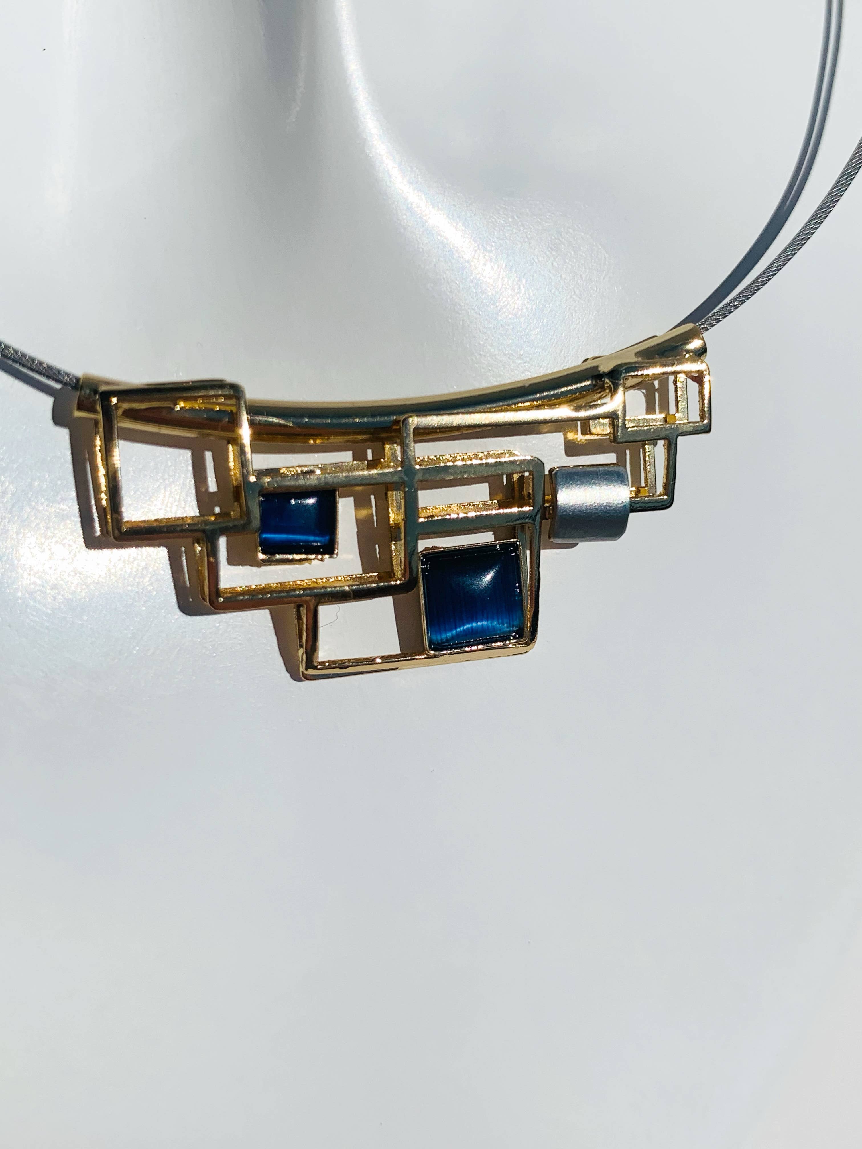 Christophe Poly / Crono Design - Vente Parures de bijoux - ENSEMBLES (GY1) - Collier (G) 17"+2" & Boucles d'oreilles crochet en fil (Y) Ensemble7