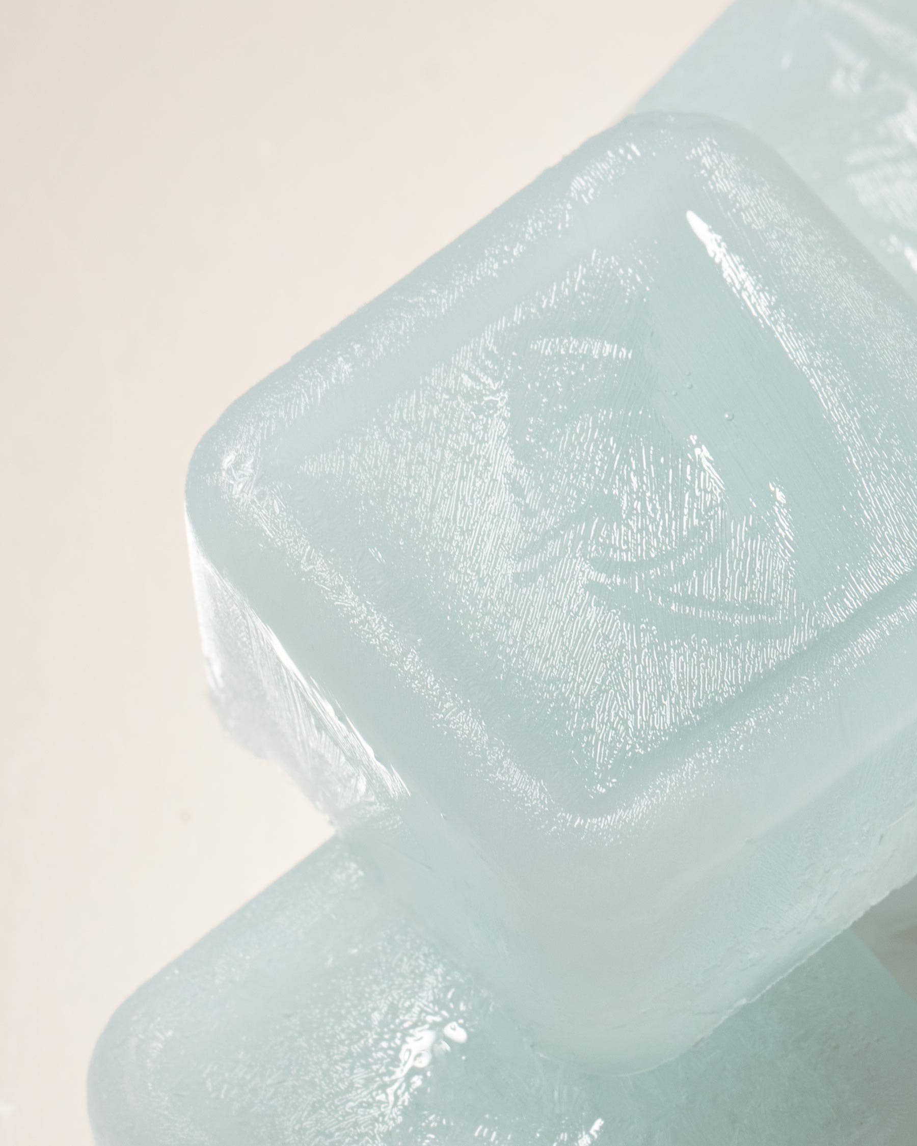 AMEŌN – wholesale Ansiktsserum/-koncentrat – Supreme Energy Isbitar1