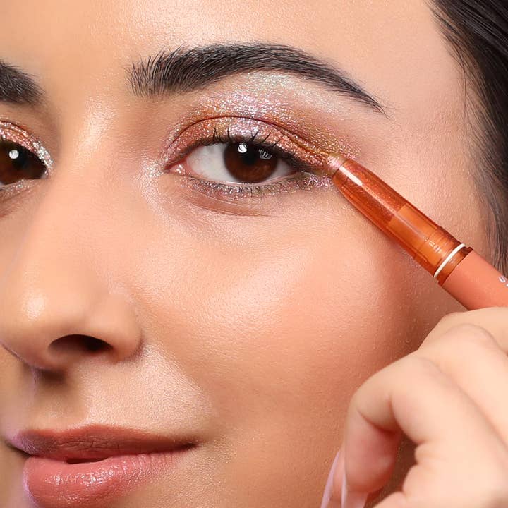 Moira Cosmetics - Vente Fards à paupières - Stellar Glaze Stick Shadow (004, Beauty Queen) de Moira Cosmetics4