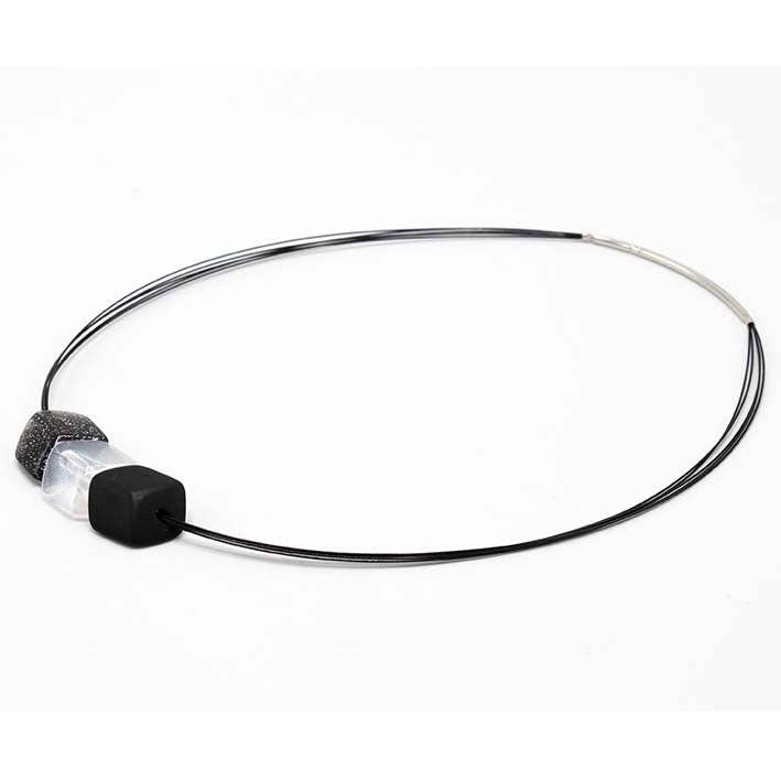 Necklace with mini cubes, black and white for wholesale by FATES, style with a story