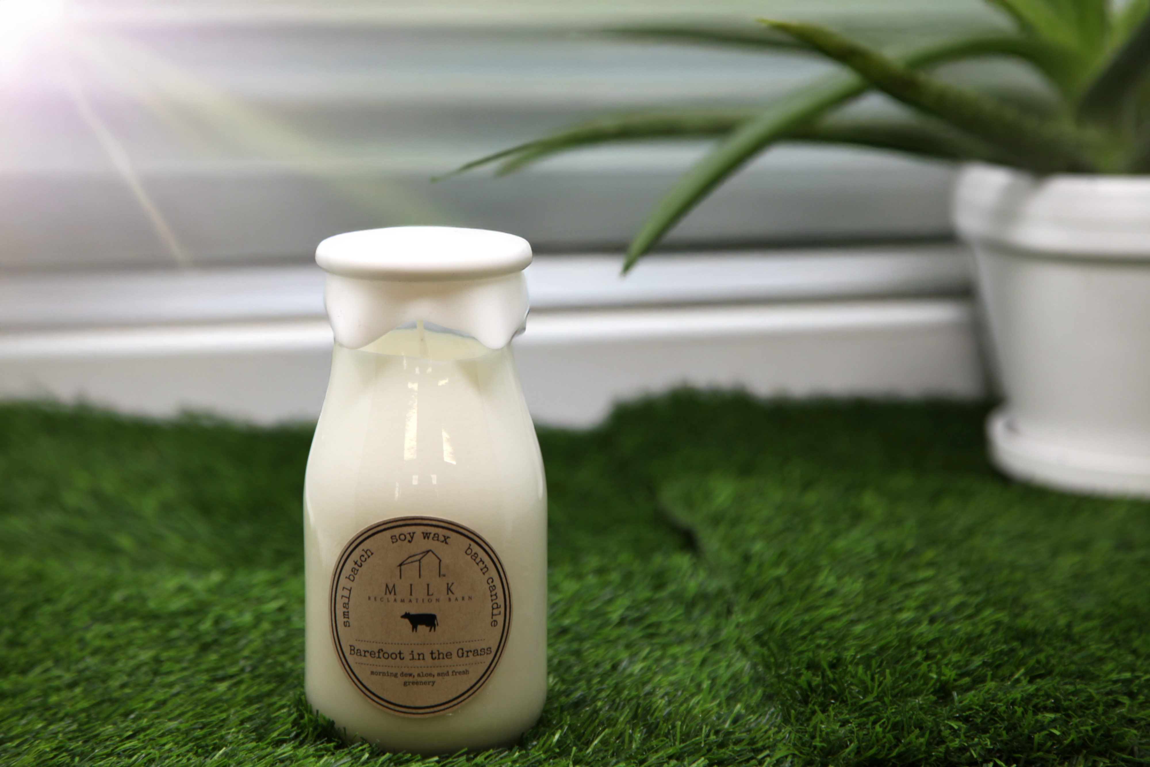 Milk Reclamation Barn - Wholesale Jar/Filled Candle - Milk Bottle Candle 13 oz43