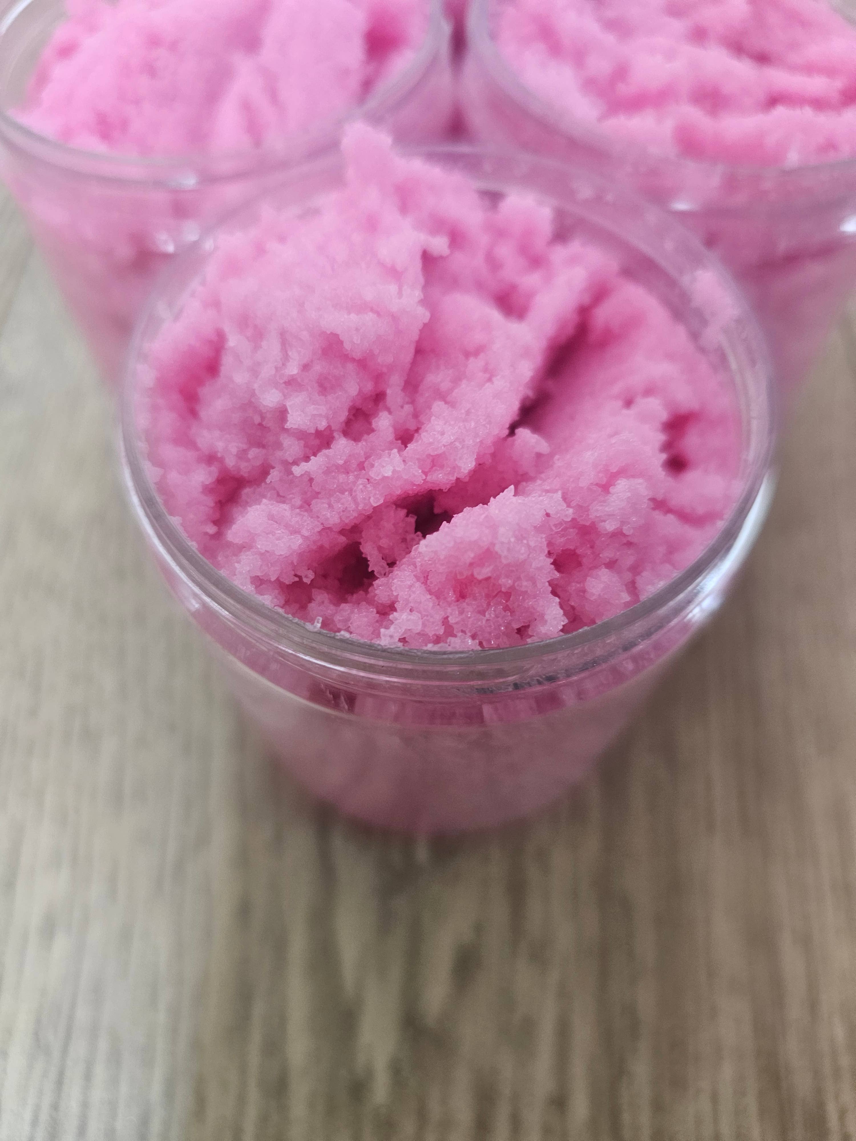 BeBold Eire - Wholesale Facial Exfoliant/Scrub - Dragon fruit & Yuzu Exfoliating Body Scrub 1