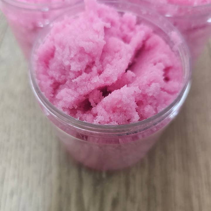 BeBold Eire - Wholesale Facial Exfoliant/Scrub - Dragon fruit & Yuzu Exfoliating Body Scrub 1