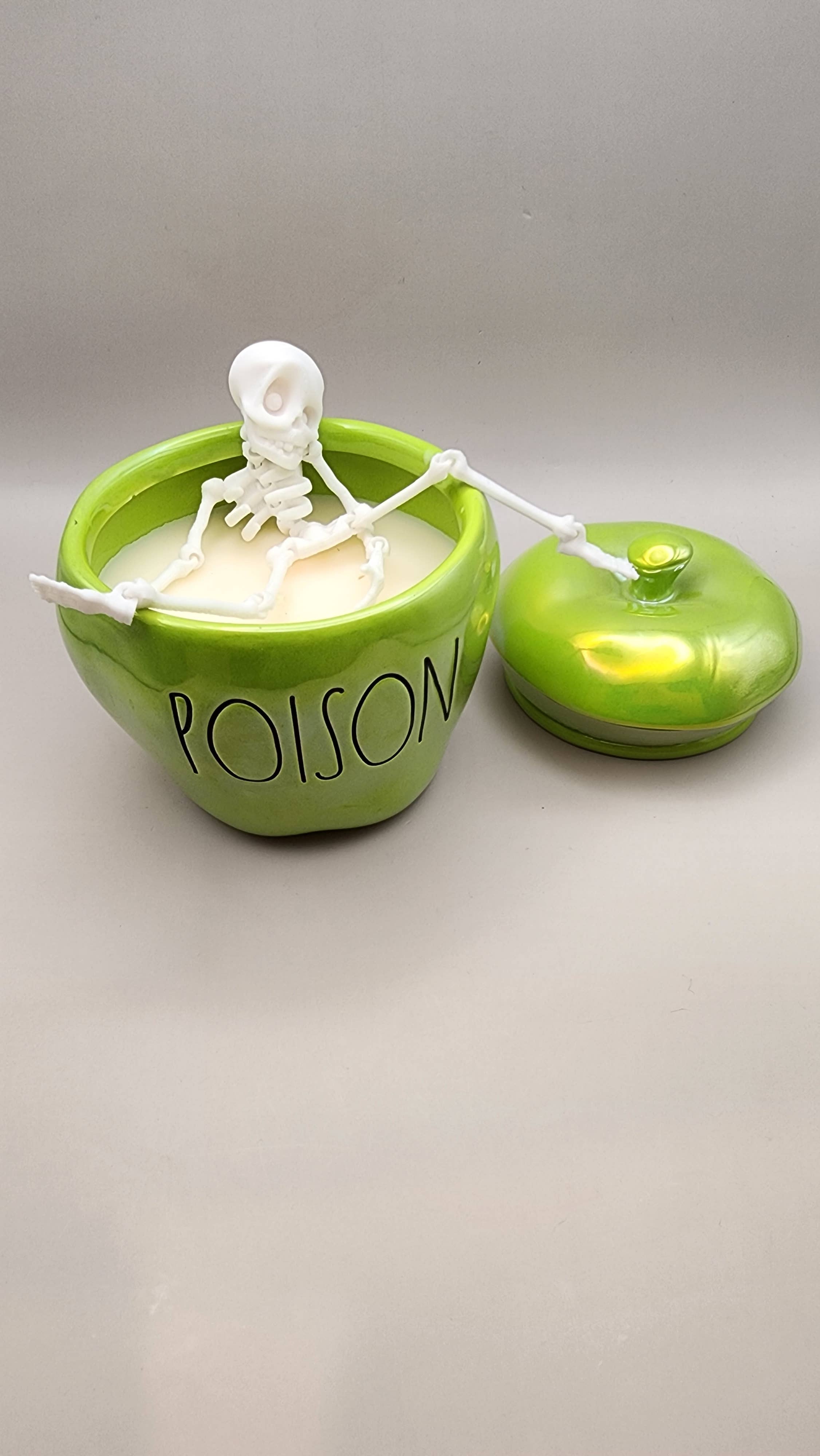 Crafty Wood Studios - Wholesale Decorative Figurine - Mini Skeleton, Moveable Skeleton, Posable Skeleton3