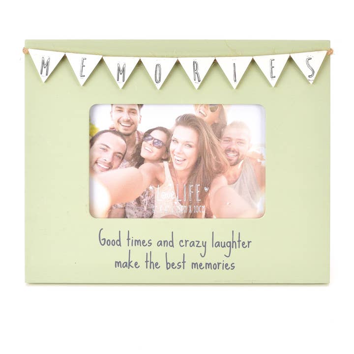 Cadre Love Life de 6 po x 4 po avec guirlande - Memories pour la vente par WIDDOP and Co.