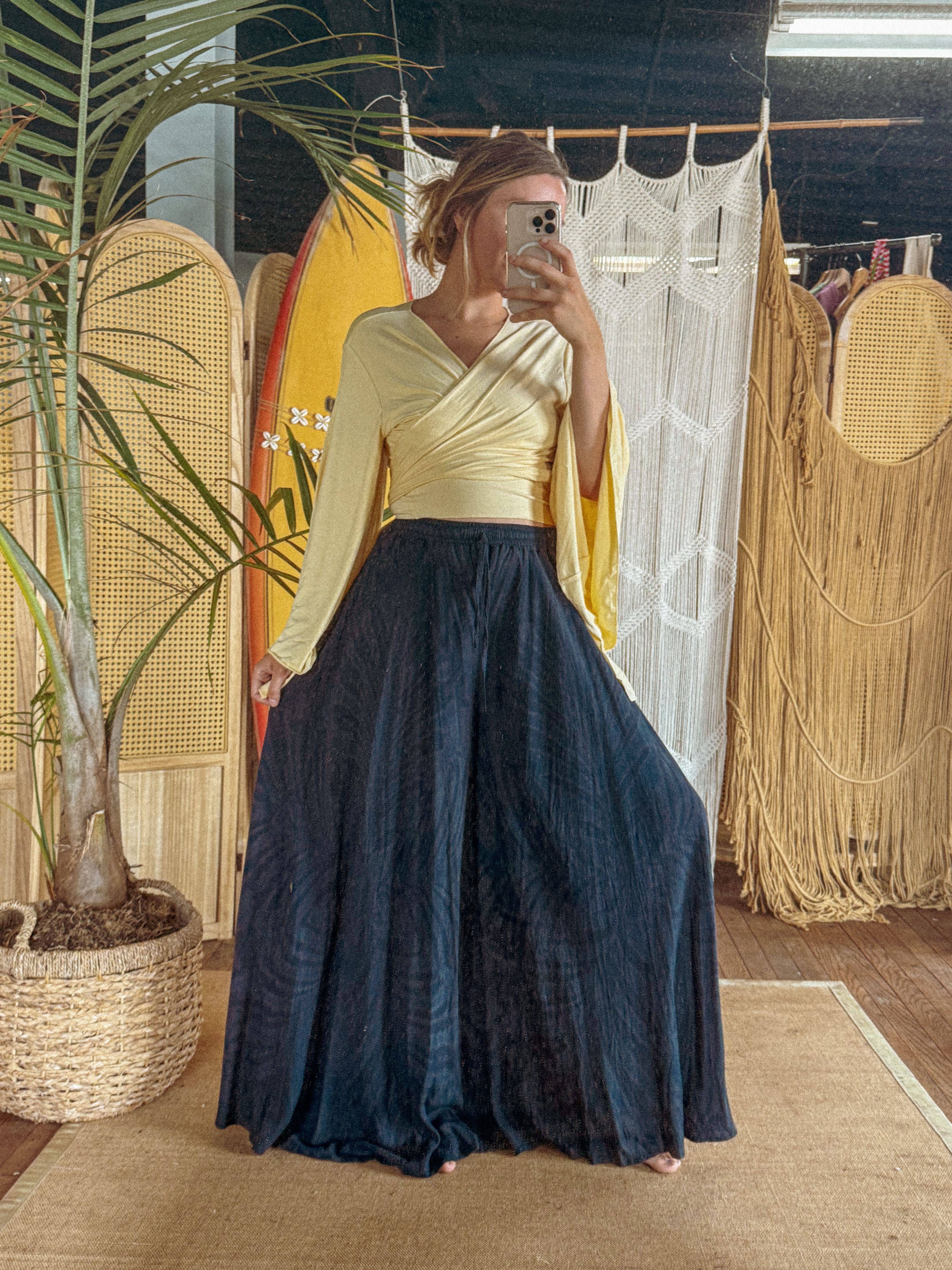 Gardenbelle Shop - Vendita all'ingrosso Camicetta - Donna - Top avvolgente yoga boho a maniche svasate OrganicEcoVero comodo12