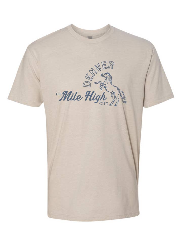 Mile High City / Denver Bronco / Hest Voksen T-shirt for engroshandel hos Buffalo Mountain Print + Supply