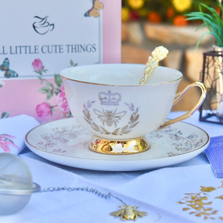 All Little Cute Things - Wholesale Tea Set - Regency Queen Bee Ivory Pearl with Gold Teacup and Saucer