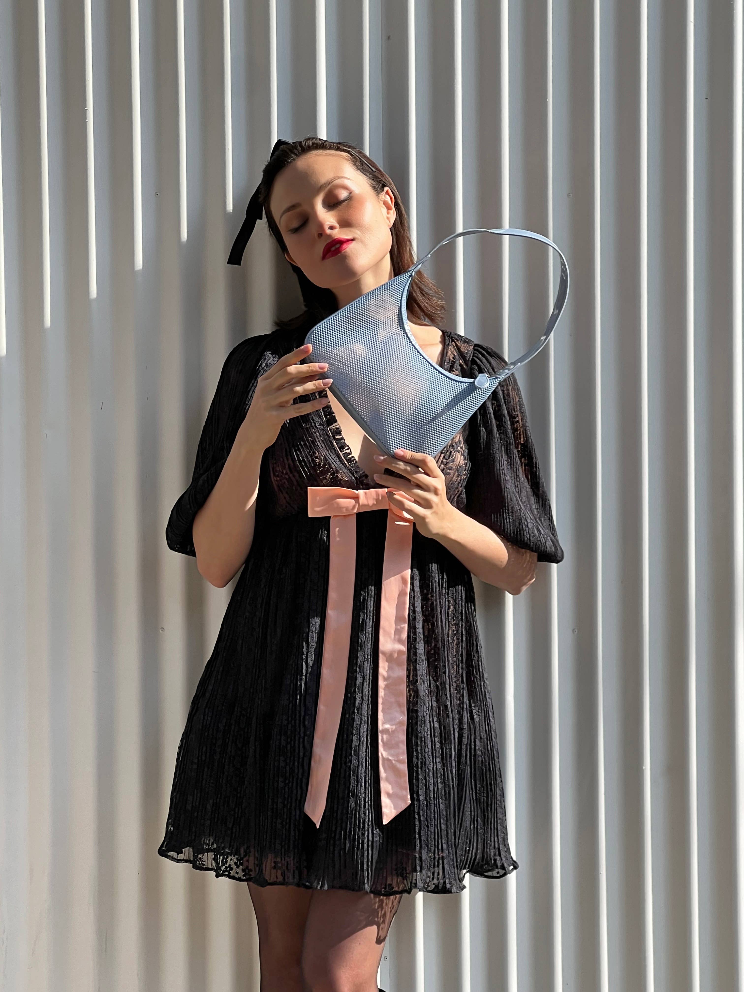 KAYLA+AVA – Großhandel Schultertasche – Damen – CAMILA MESH-SCHULTERTASCHE13