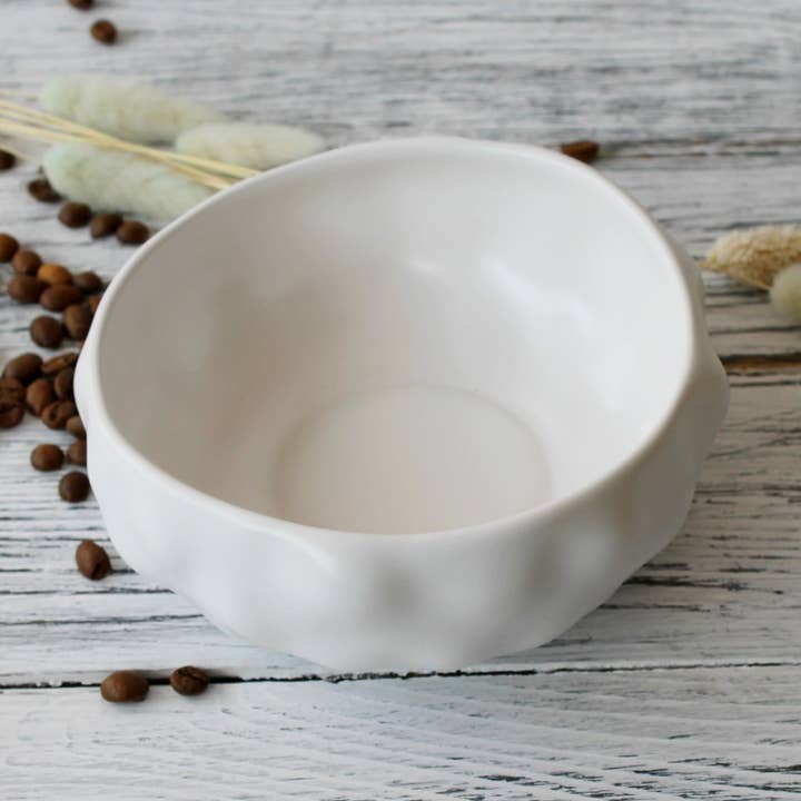 Håndlavet Deep Tallerken Cloud Grå 600 ml for engroshandel hos Pretty Plate