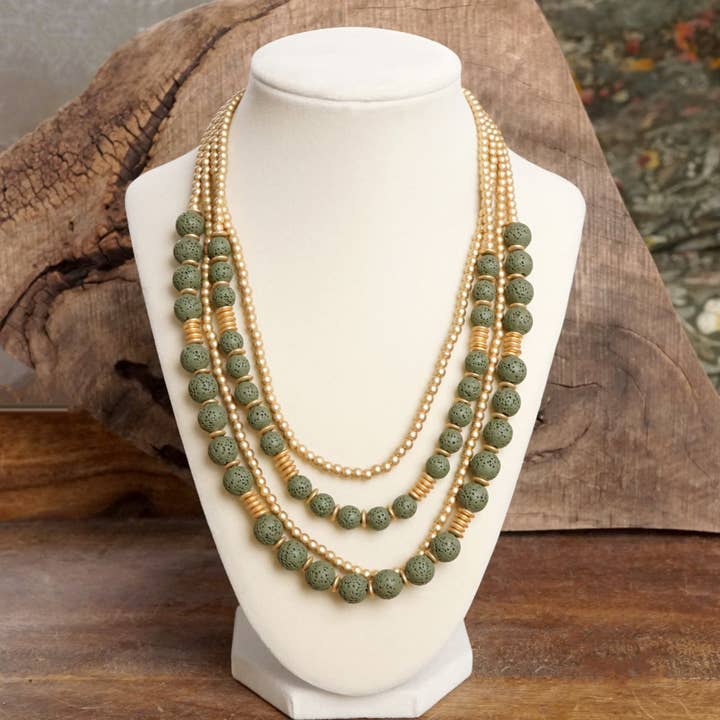 PennyLine inc - Vente Collier de perles - Collier Ras de Cou Multi Rang Cascade avec Perles de Lave et d'Or1