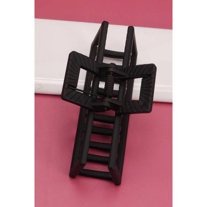 JOSSLYN by wall to wall - Wholesale Hair Clip - Women's - LARGE BIG BOLD OPEN HAIR CLAW CLIP | 40H40811