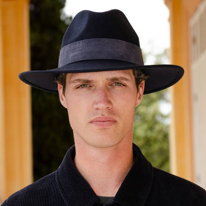 TRAVAUX EN COURS... - Wholesale Fedora - Unisex - WIDE BRIM HAT - leather braid17