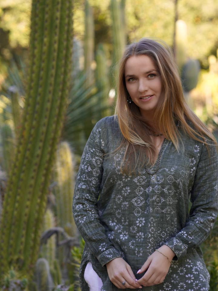 Dolma - Wholesale Blouse - Women's - Jemima Double Gauze Block Printed Top Olive-Silver