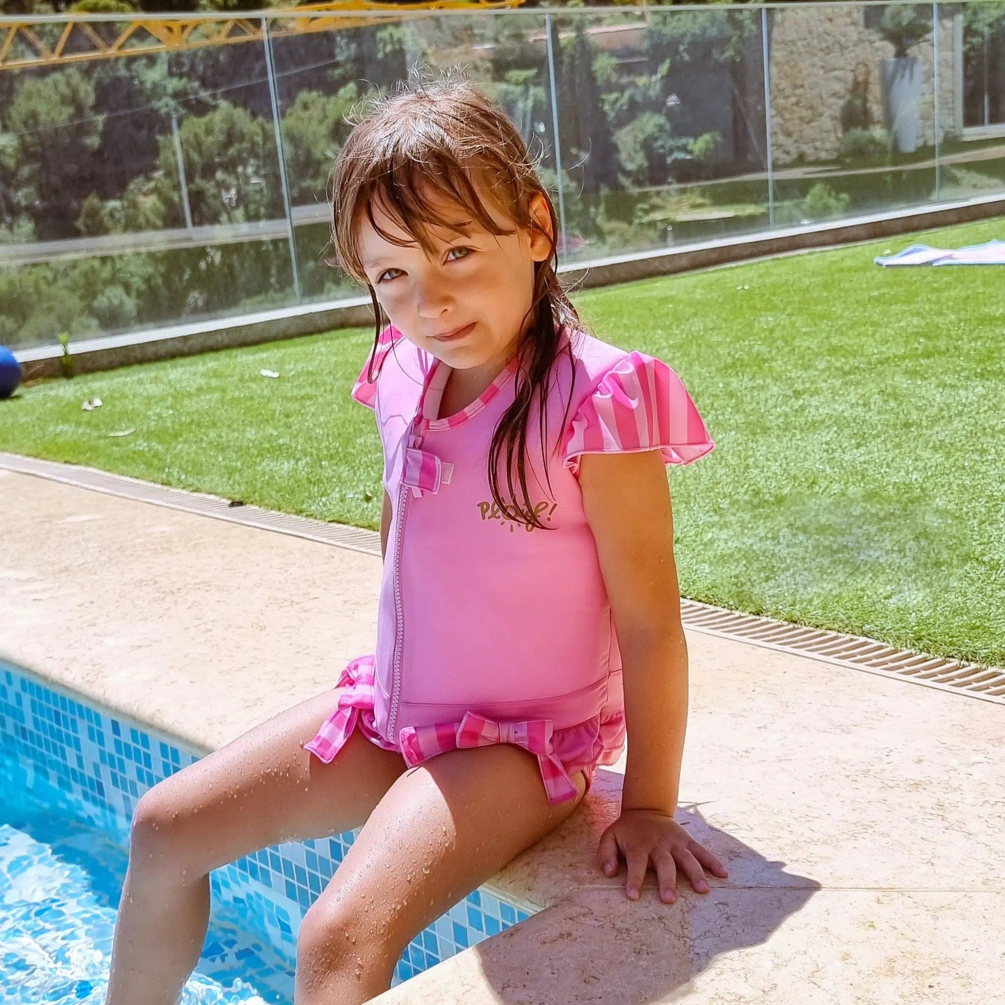 Pink Girls' floating swimsuit: Zoé for wholesale on Faire1