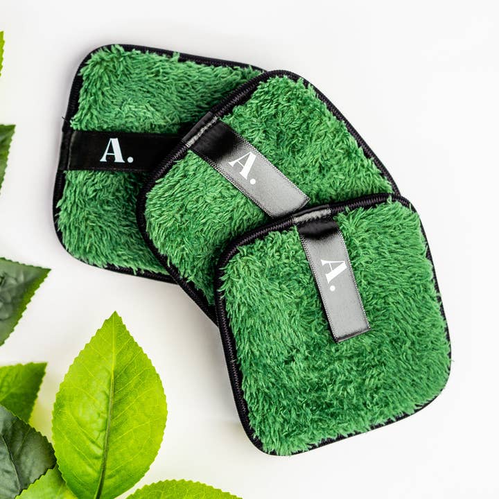 F-Off Pad for wholesale by Azul Skin