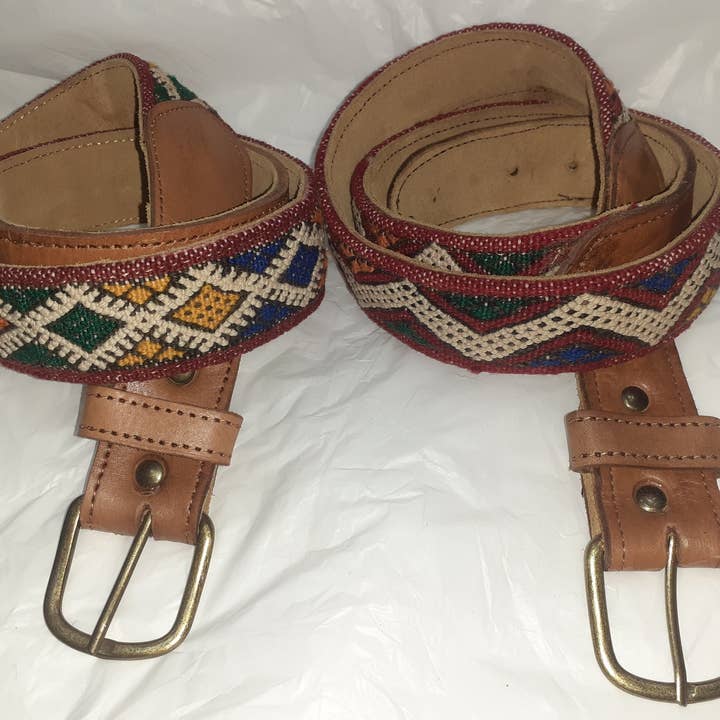 Ceinture en cuir avec Kilim et autres tendances Résultats pour kilim 04 en vente B2B. Retours gratuits et paiement à 60 jours sur Faire sur Faire.