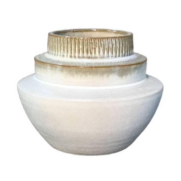 Nocturne vase matt reactive white M for wholesale by Ceramics Limburg