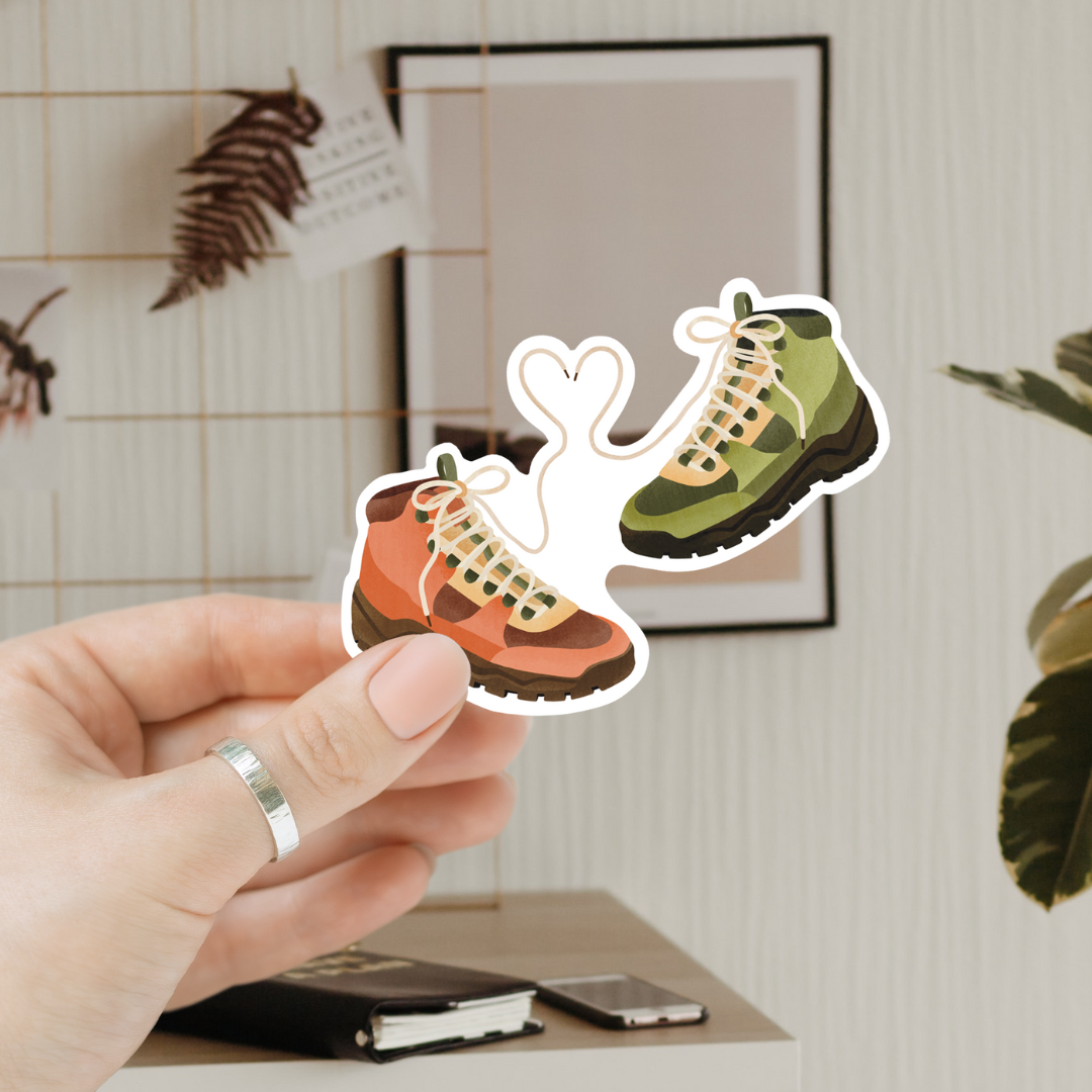 Tilda&Theo - Vente Autocollant - Autocollant vinyle chaussures de randonnée amour - autocollant couple randonneurs4