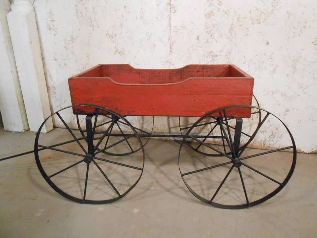 Garden Iron And More - Wholesale Outdoor Ornament/Decor - Wooden & Iron Wagon, Cart, Planter, Table Display Piece. 4