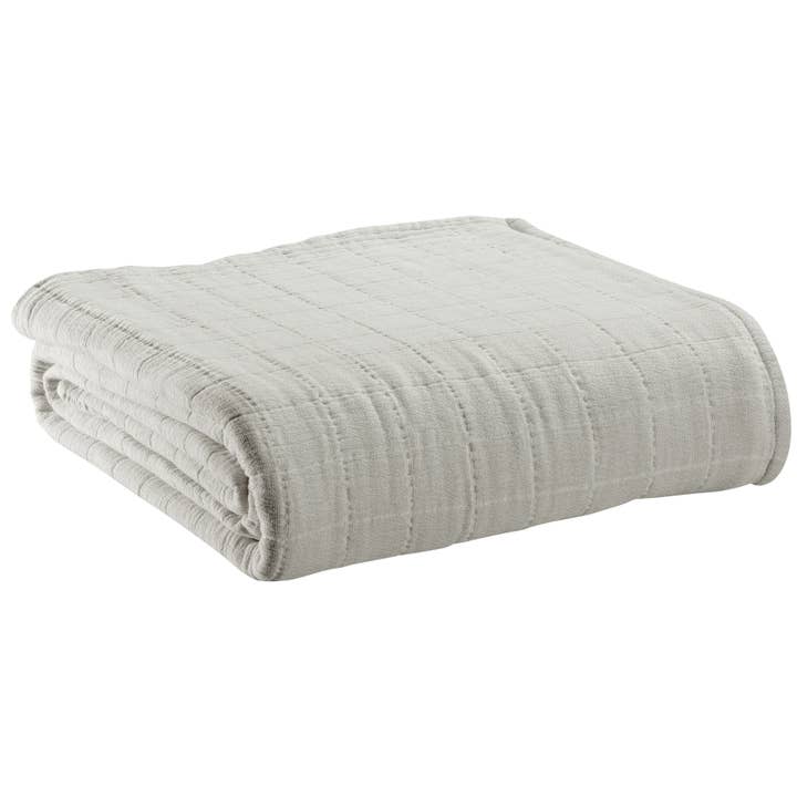 Lisa Perle 240 X 260 Recycled Throw for wholesale by Maison Vivaraise & La Cerise sur le Gâteau