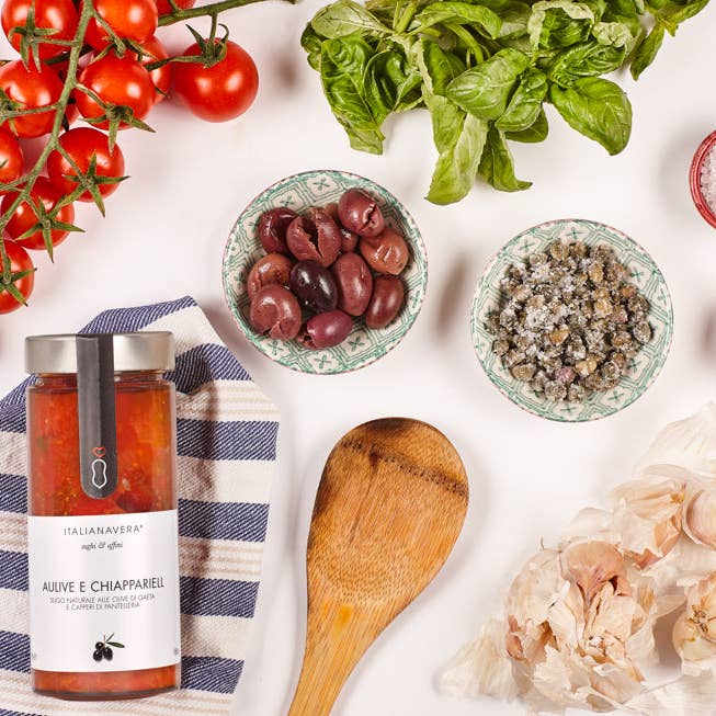 Zia Pia - Wholesale Sauce - Tomato Sauce with Olives and Capers1