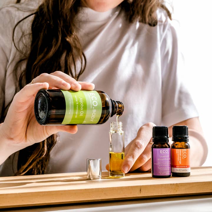 ECO. Modern Essentials - Wholesale Essential oil holder - 10ml Luxe Rollerball Bottle Kit1