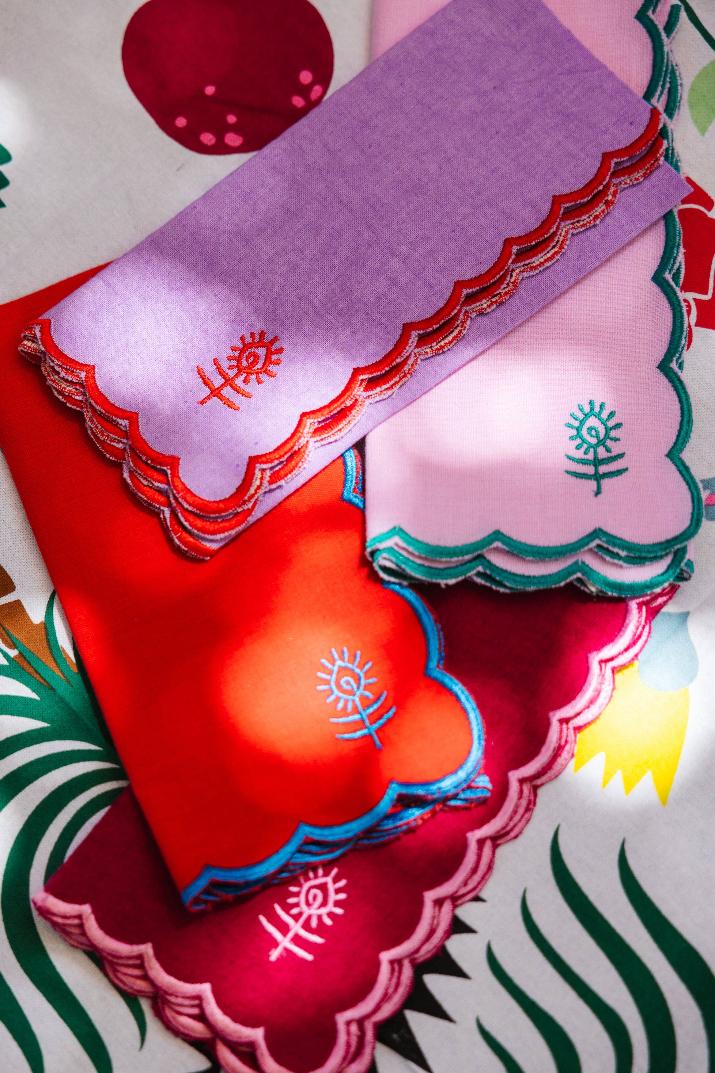 Furbish Studio - Wholesale Dinner & Cloth Napkin - Icon Linen Napkins S/4 - Wine + Pink2