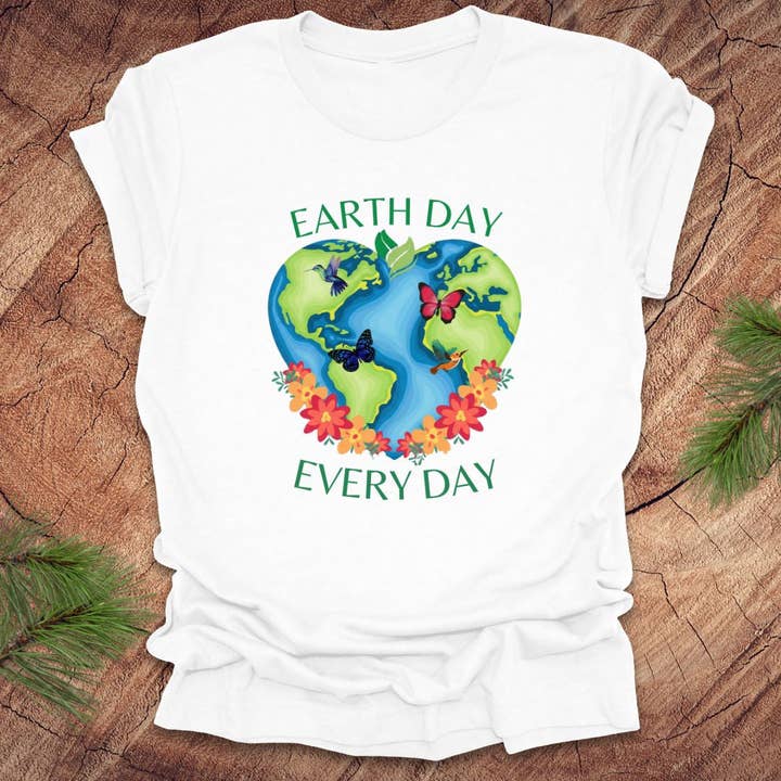 Jordens dag varje dag T-shirt för wholesale av Wandering Owl Adventure Co.