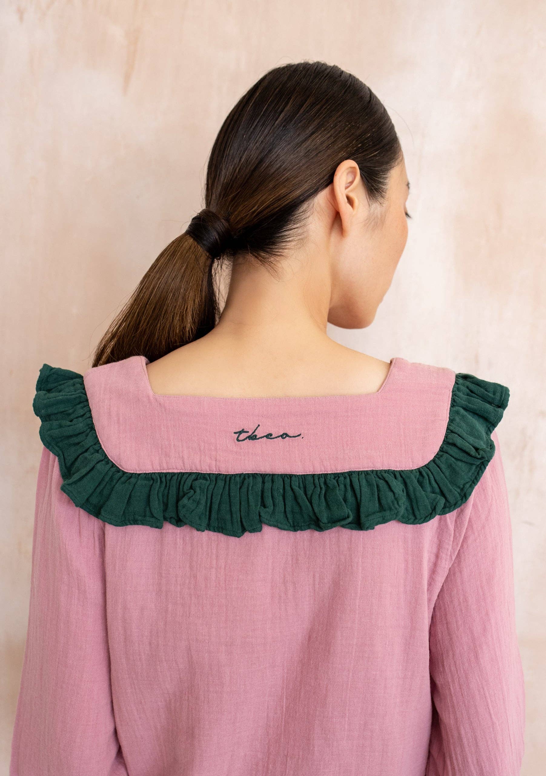 TBCo – wholesale Sleepwear set – Women's – Cropped Cotton Pyjamas in Pink Ruffle4