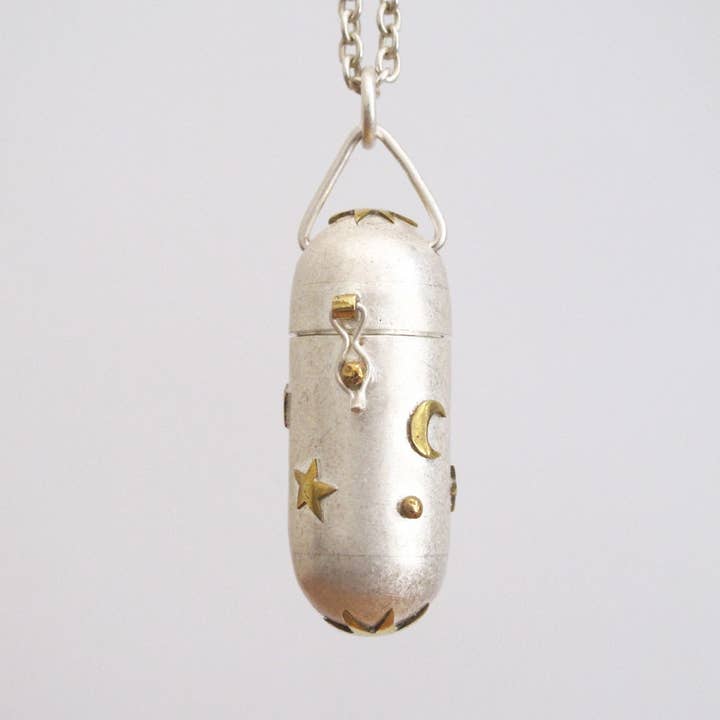 Halve maan en sterren medaillon met blauwe emaille ketting voor wholesale door idiliusjewelry