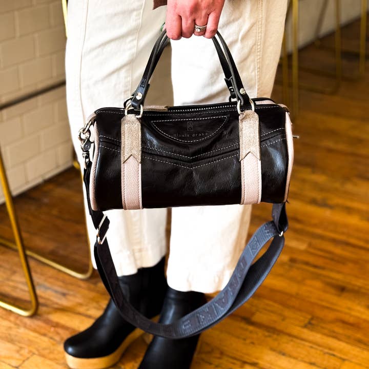 Alexis Drake - Wholesale Crossbody Bag - Women's - Everyday Collection | Gigi Baby Duffel Crossbody | Black4