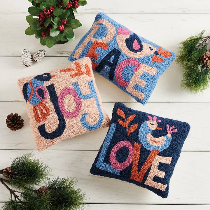 Peking Handicraft - Wholesale Throw/Decorative Pillow - Christmas Love Hook Pillow