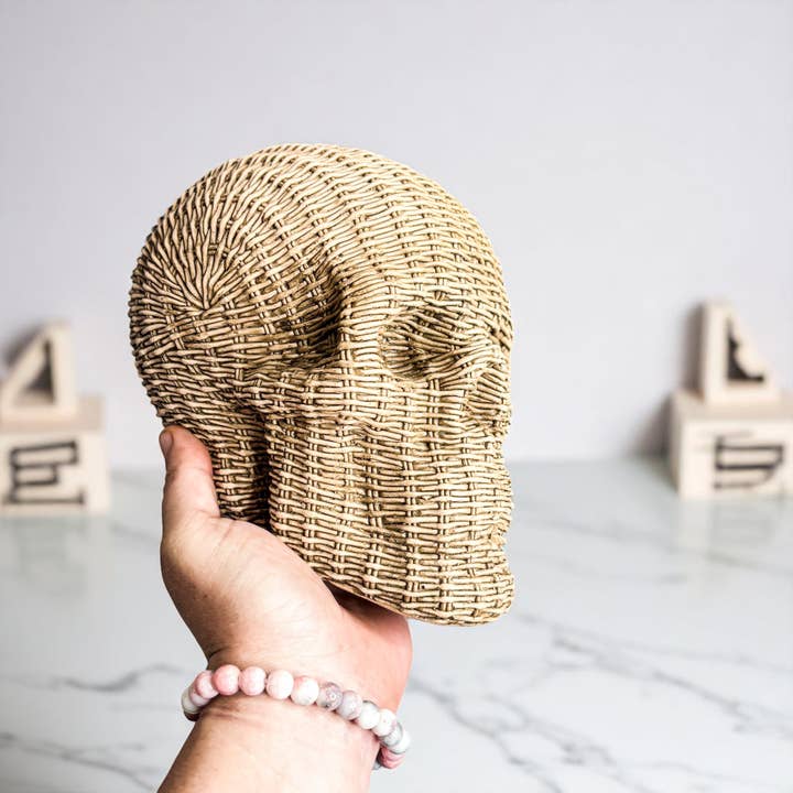 Gia Roma - Wholesale Decorative Figurine - Resin Skull Statue Rattan Halloween Gothic Home Decor Unique54