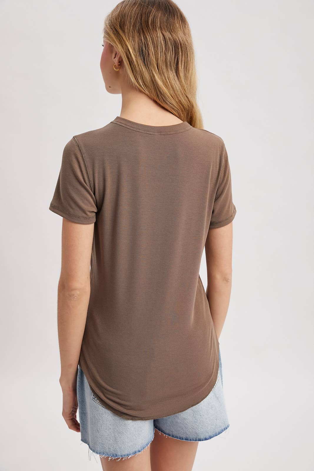 Wishlist Apparel - Wholesale T-Shirt - Women's - RIBBED KNIT BASIC T-SHIRT / WL18-171431