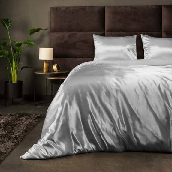 Florance Silvergrey satin duvet covers - 140x220cm for wholesale by NHP International