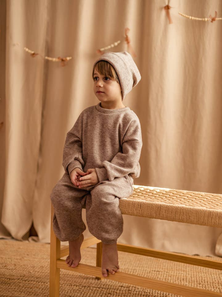 Knit Sweater / Beige for wholesale by PETITE EvelinaApparel