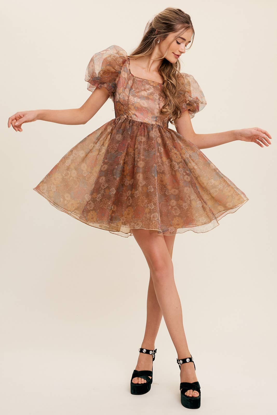 Listicle - Wholesale Dress - Women's - Floral Puff Sleeve Organza Mini Dress27
