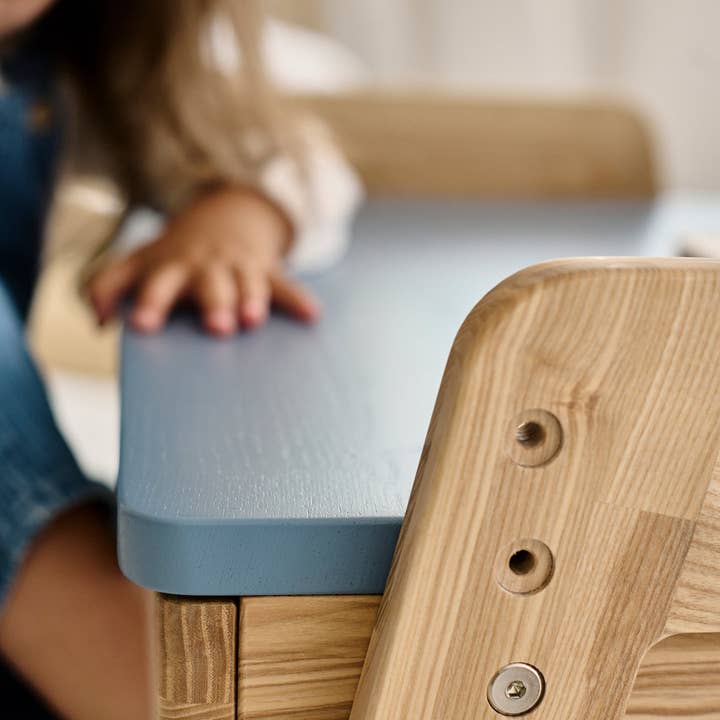 ODEAS - Wholesale Stoel - Kinderen - Kinderschrijfset met bureau en stoel van essenhout11