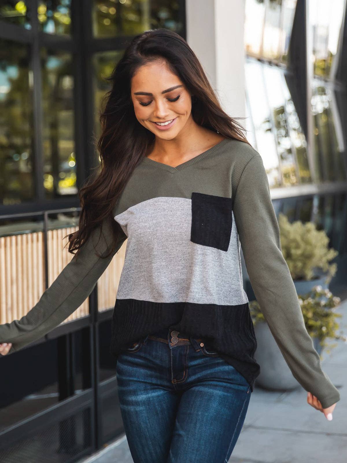 Tickled Teal - Wholesale Knit Top - Women's - Pocket Colorblock Tammy Top3