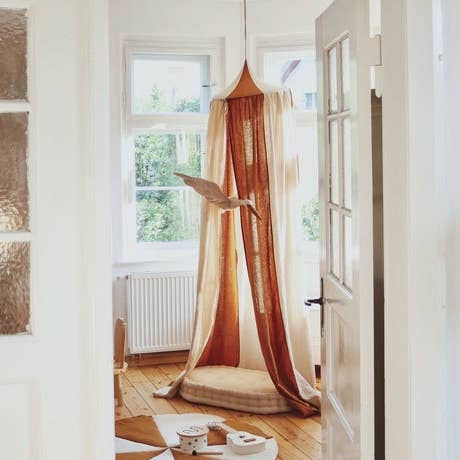 Moi Mili - Wholesale Tent - Kids - “Caramel Circus” Canopy