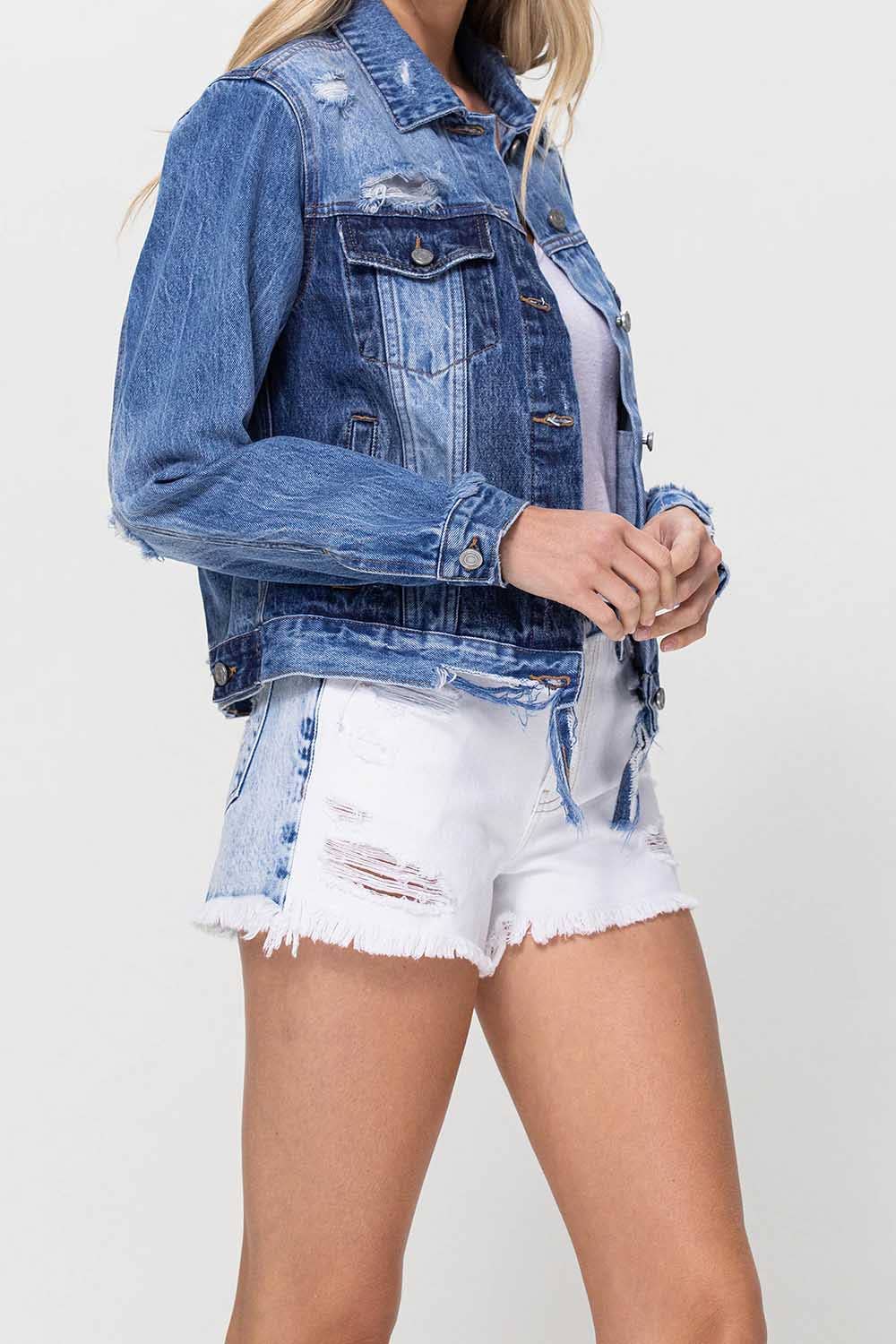 Lycklig KLASSISK JEANSJACKA V2745J MED KONTRASTERANDE KONTRAST för wholesale på Faire8