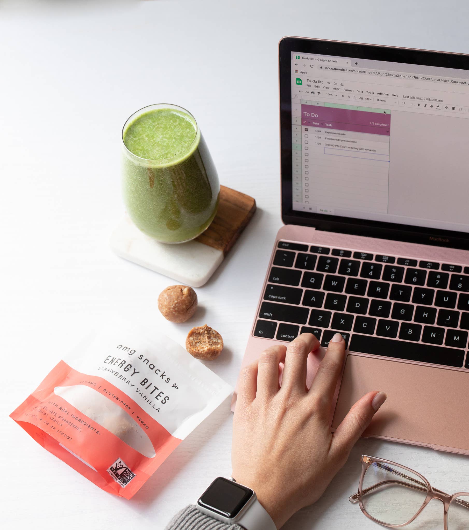 AMG Snacks - Wholesale Snack Bar - Strawberry Vanilla Energy Bite2